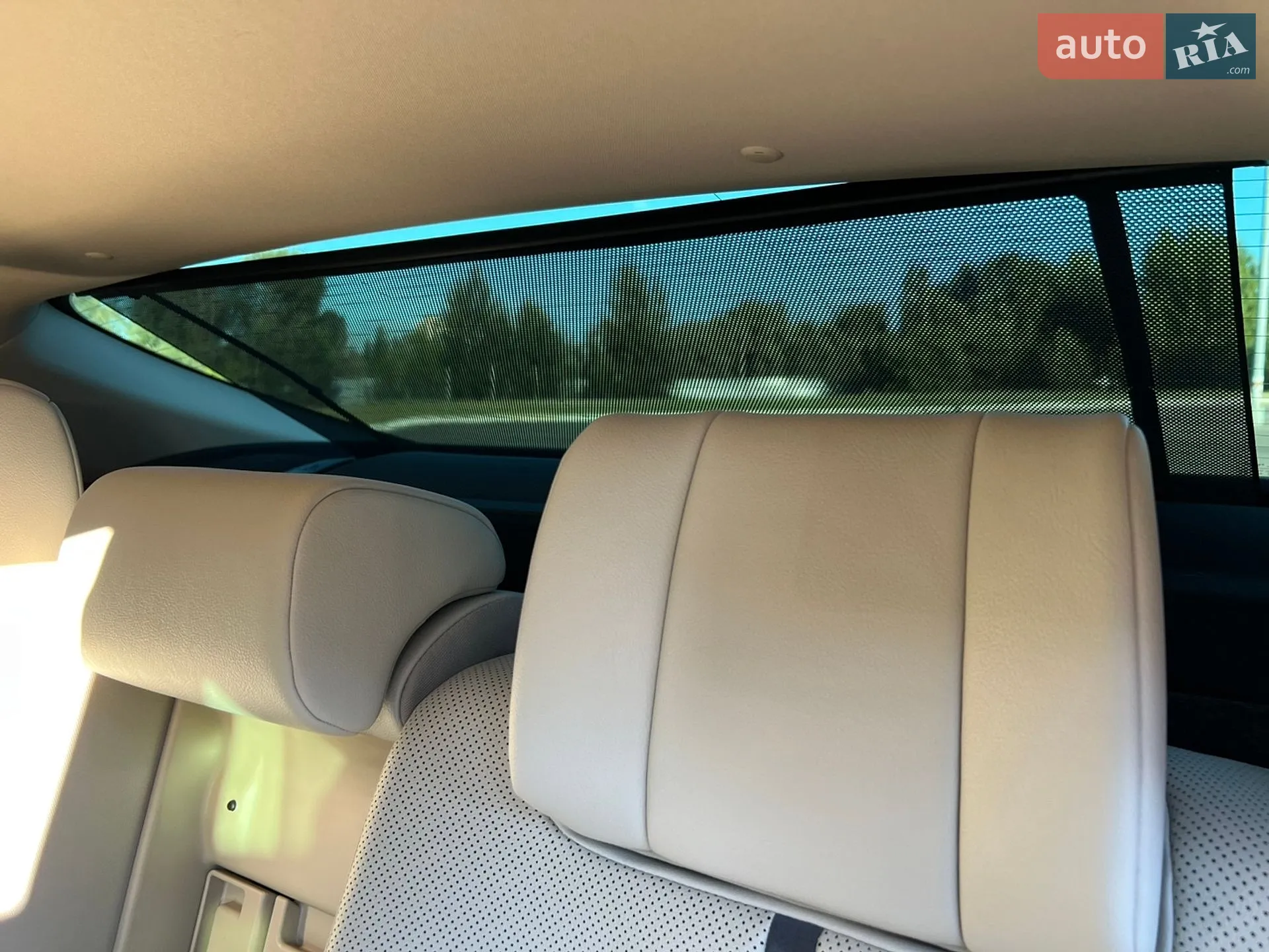 2023 Toyota Camry - мініатюра 17