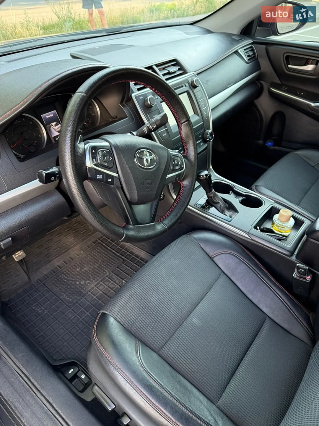 2016 Toyota Camry - мініатюра 14