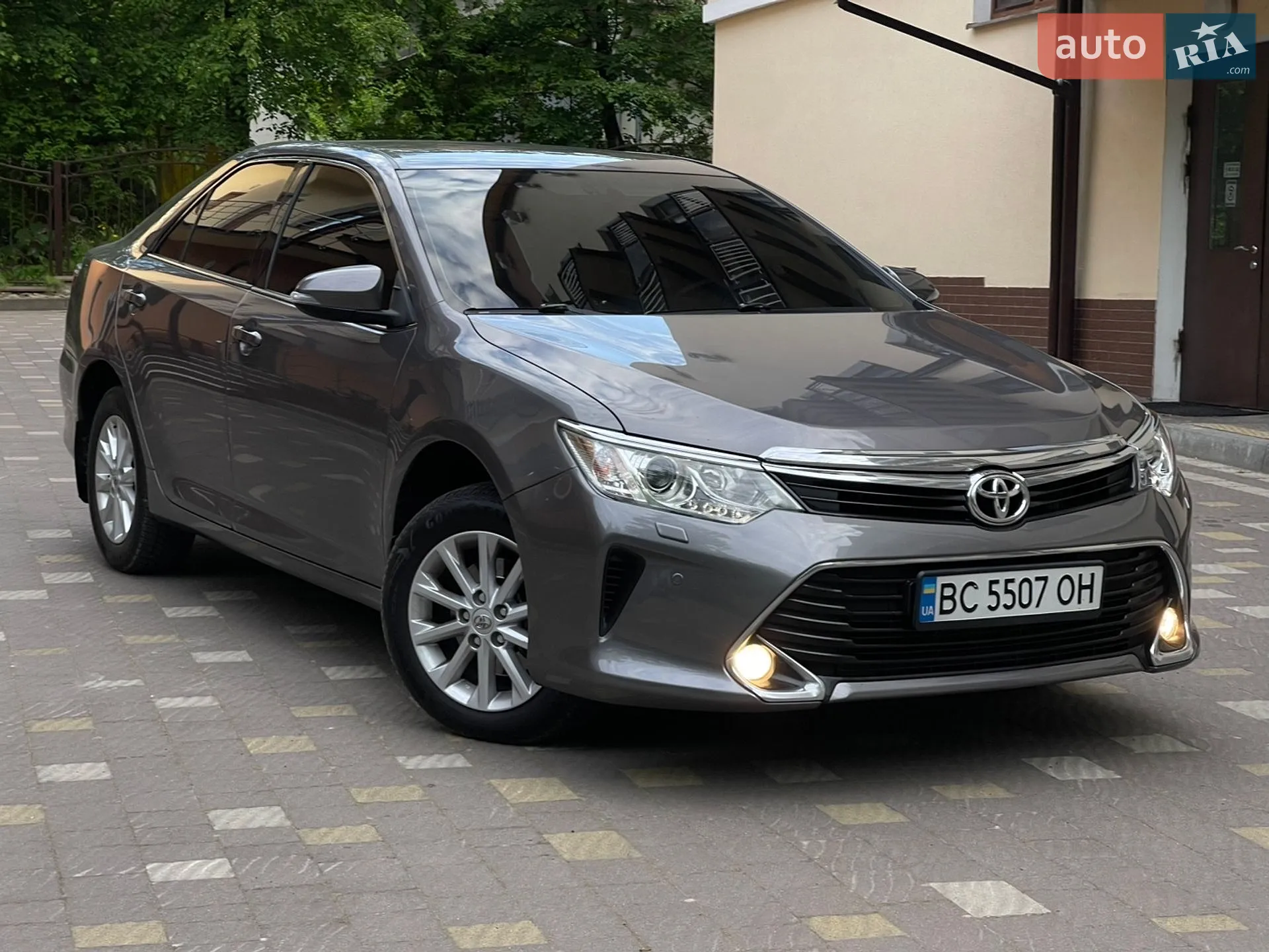 2016 Toyota Camry - мініатюра 3
