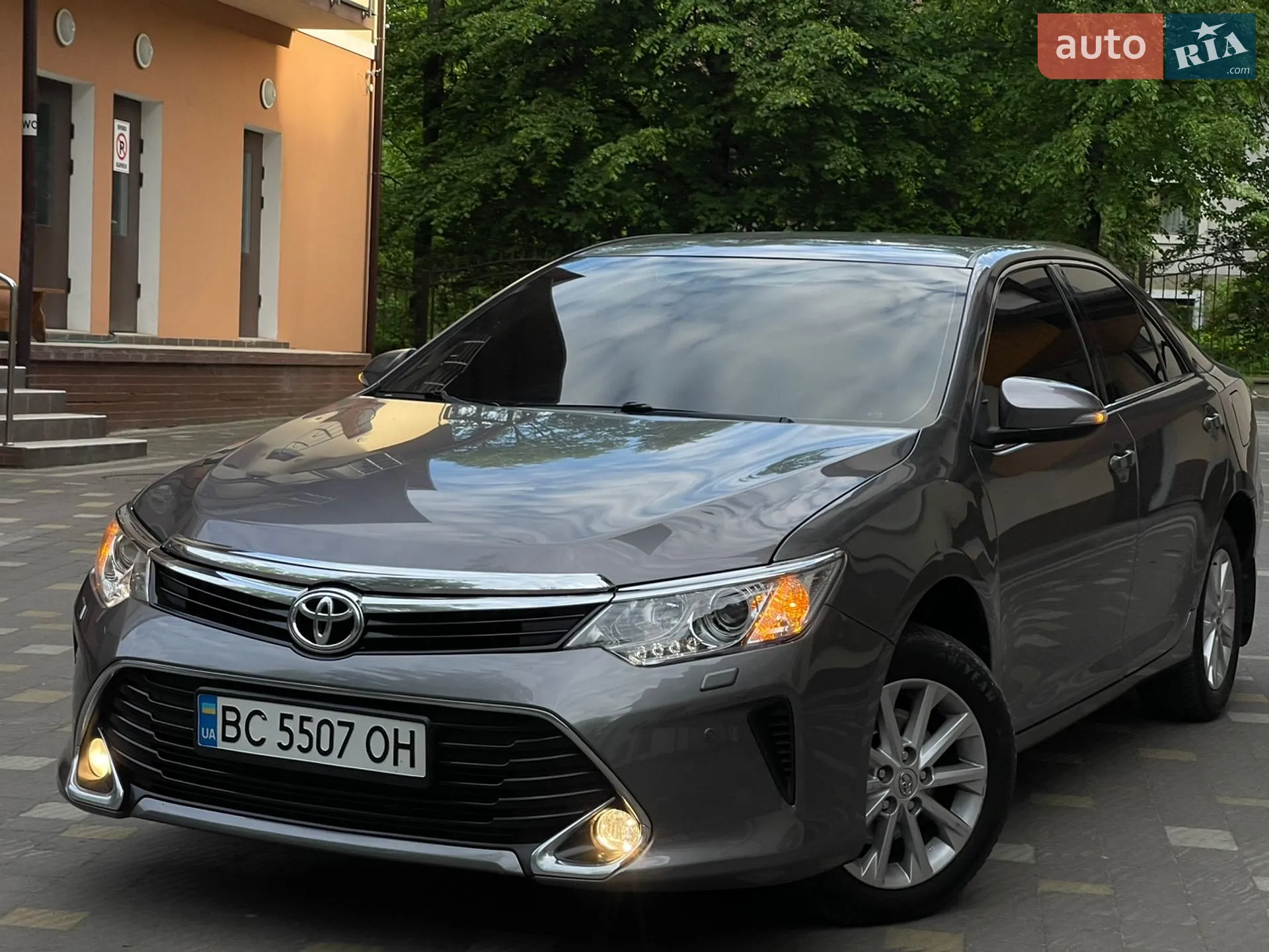 2016 Toyota Camry - мініатюра 9