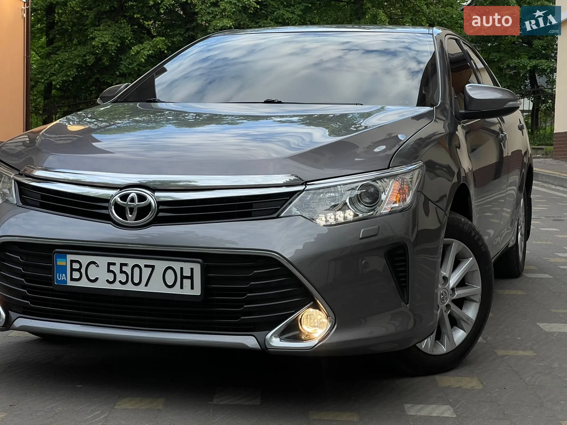 2016 Toyota Camry - мініатюра 12