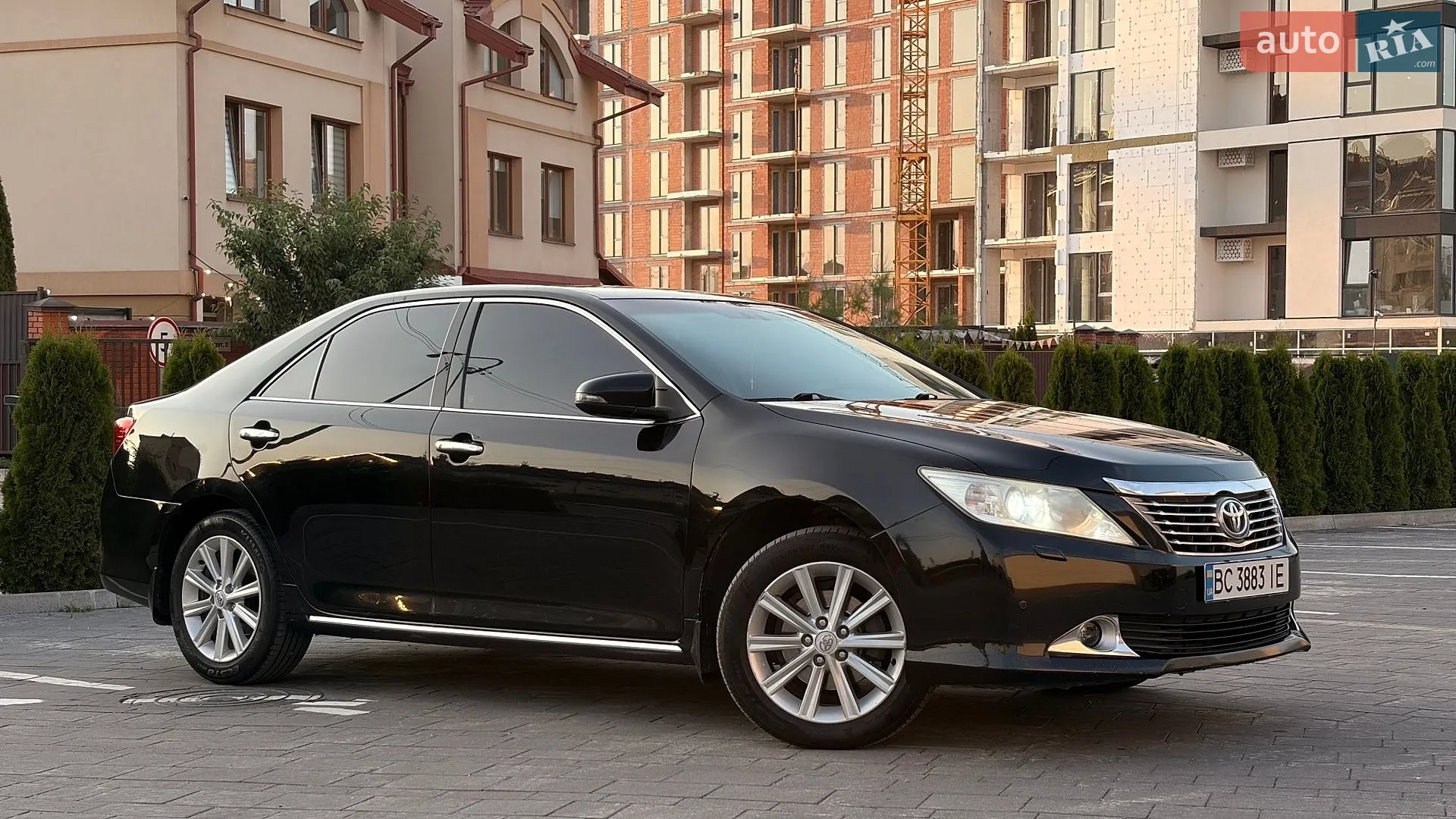 2013 Toyota Camry - фото 1