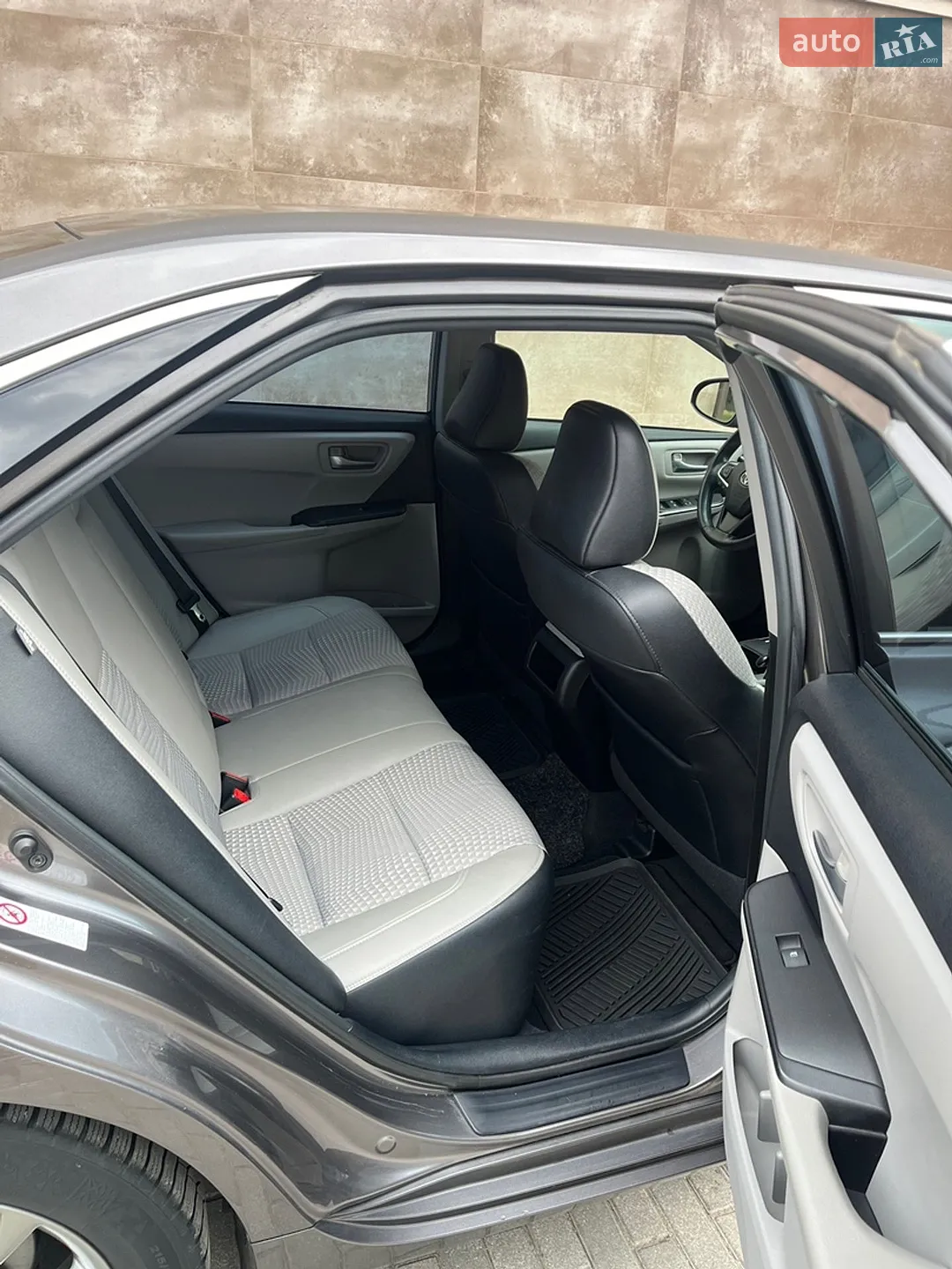 2014 Toyota Camry - мініатюра 4