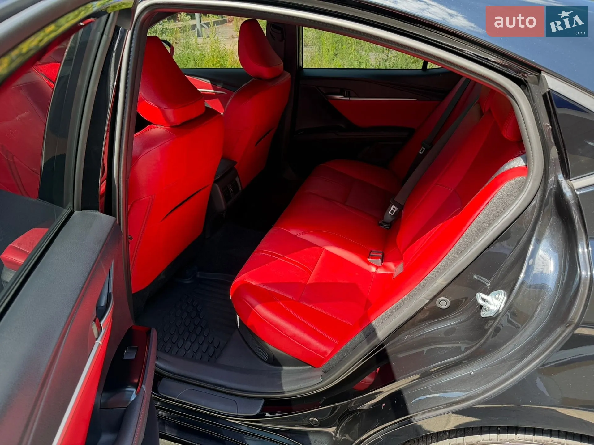 2025 Toyota Camry - мініатюра 18