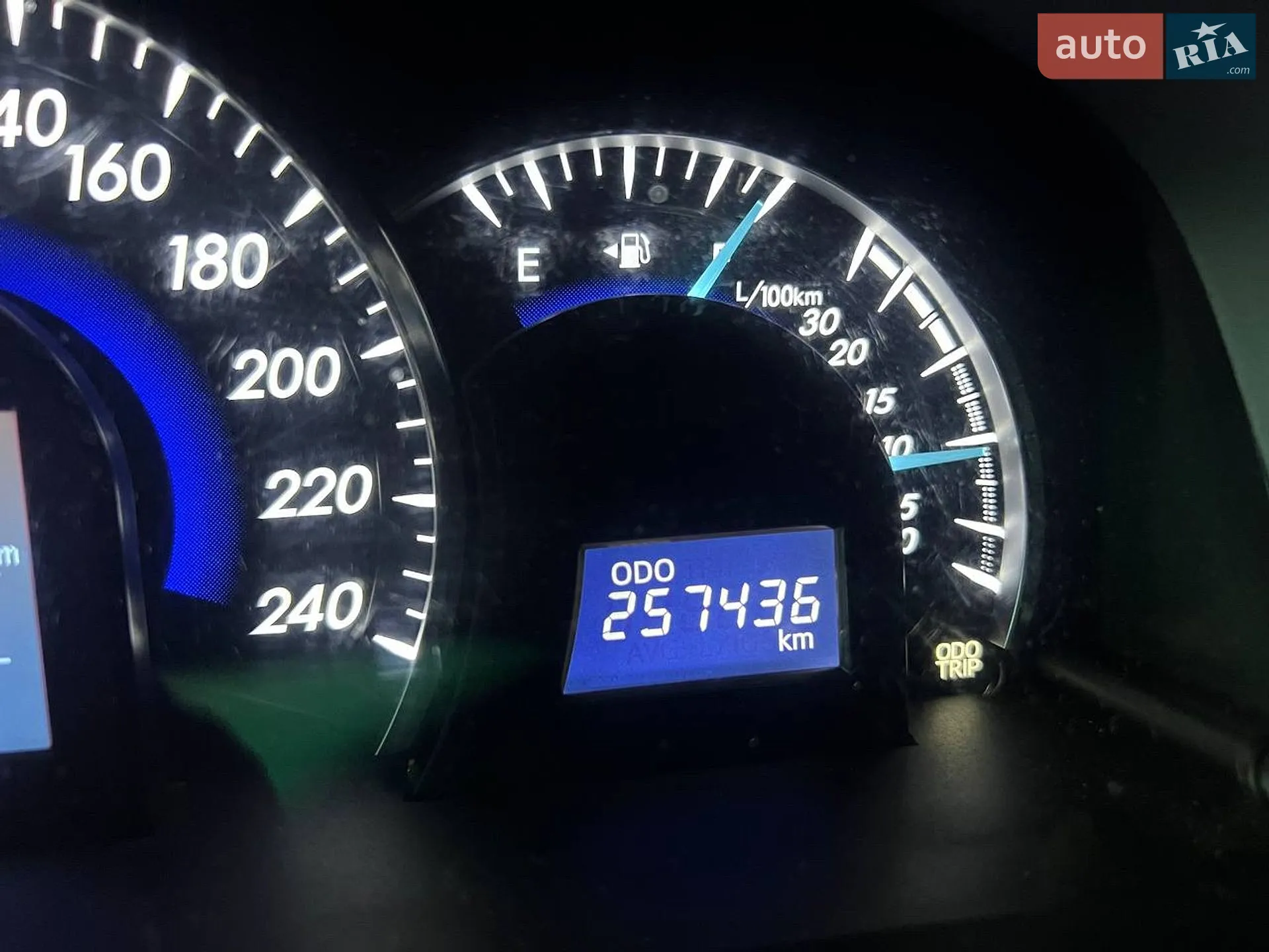 2011 Toyota Camry - мініатюра 18