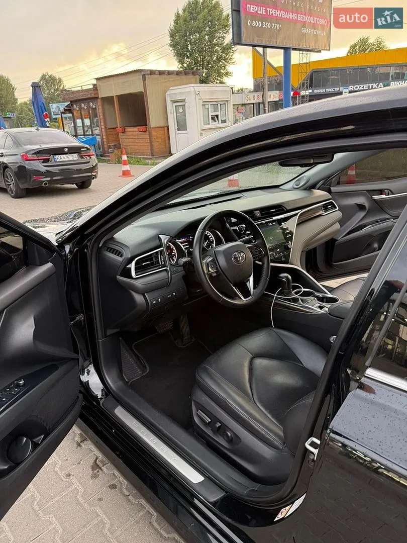 2017 Toyota Camry - мініатюра 14
