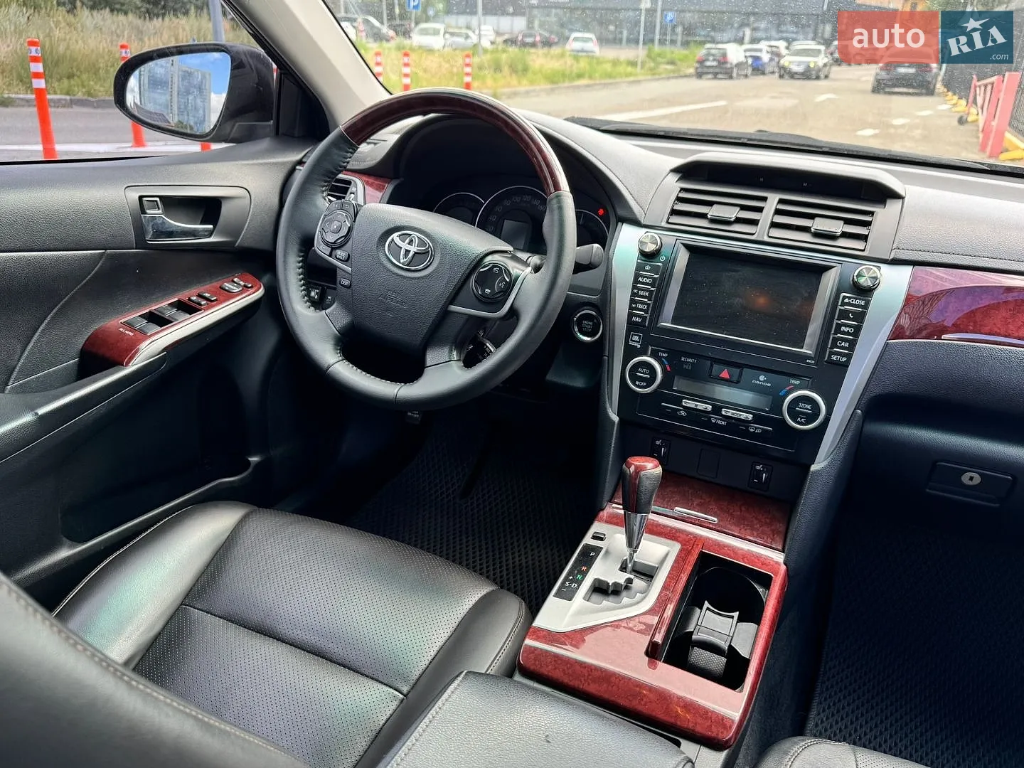 2013 Toyota Camry - мініатюра 9