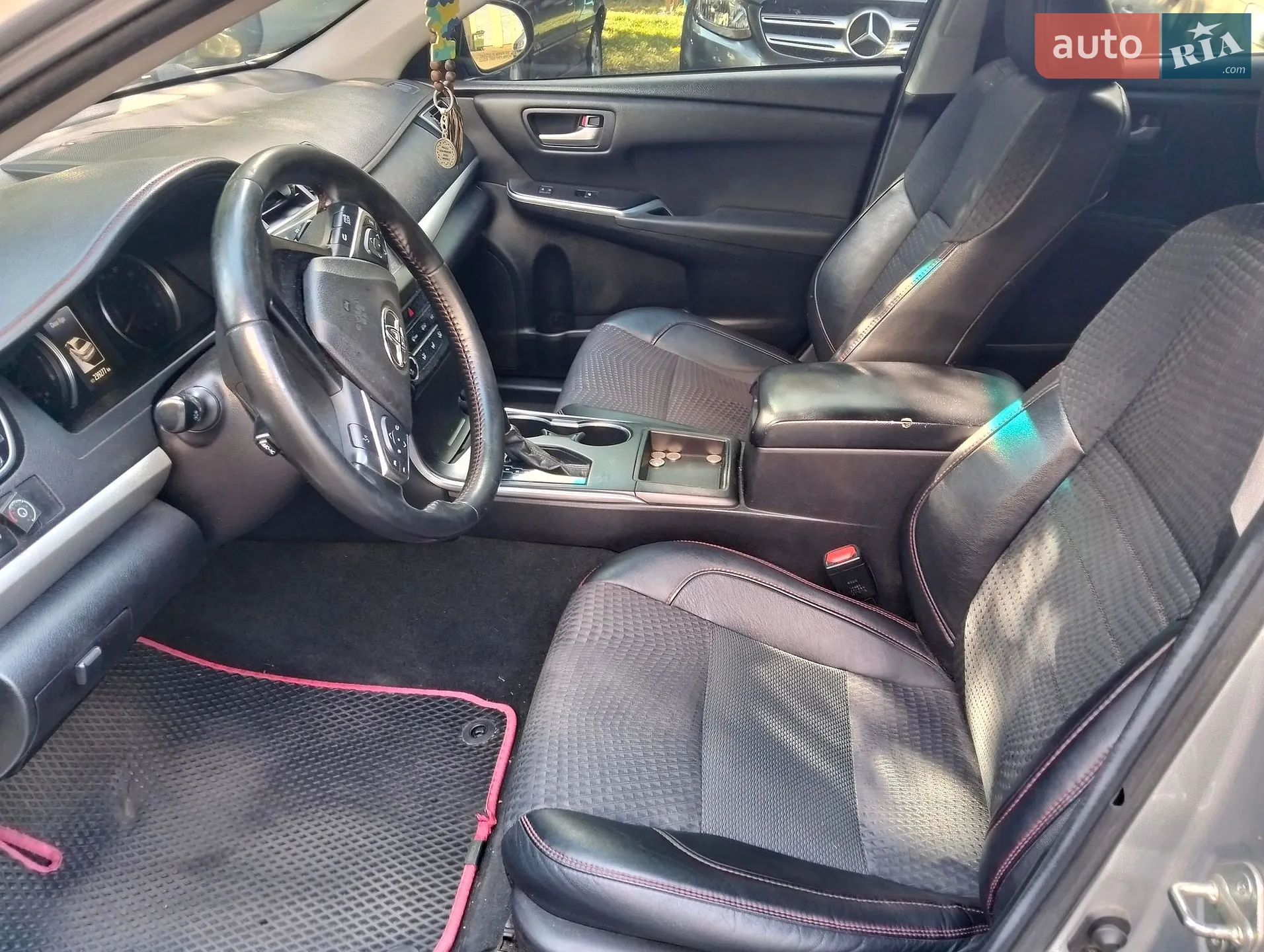 2015 Toyota Camry - мініатюра 2