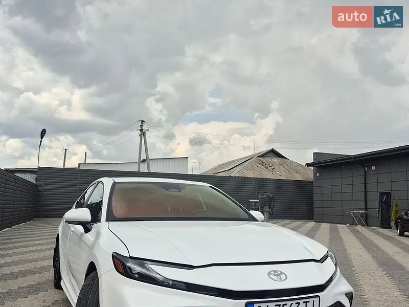 Toyota Camry 2024
