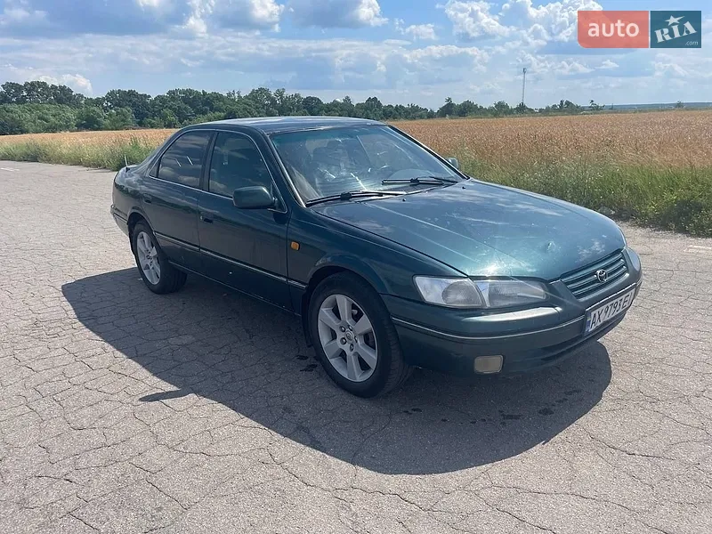Toyota Camry 1998