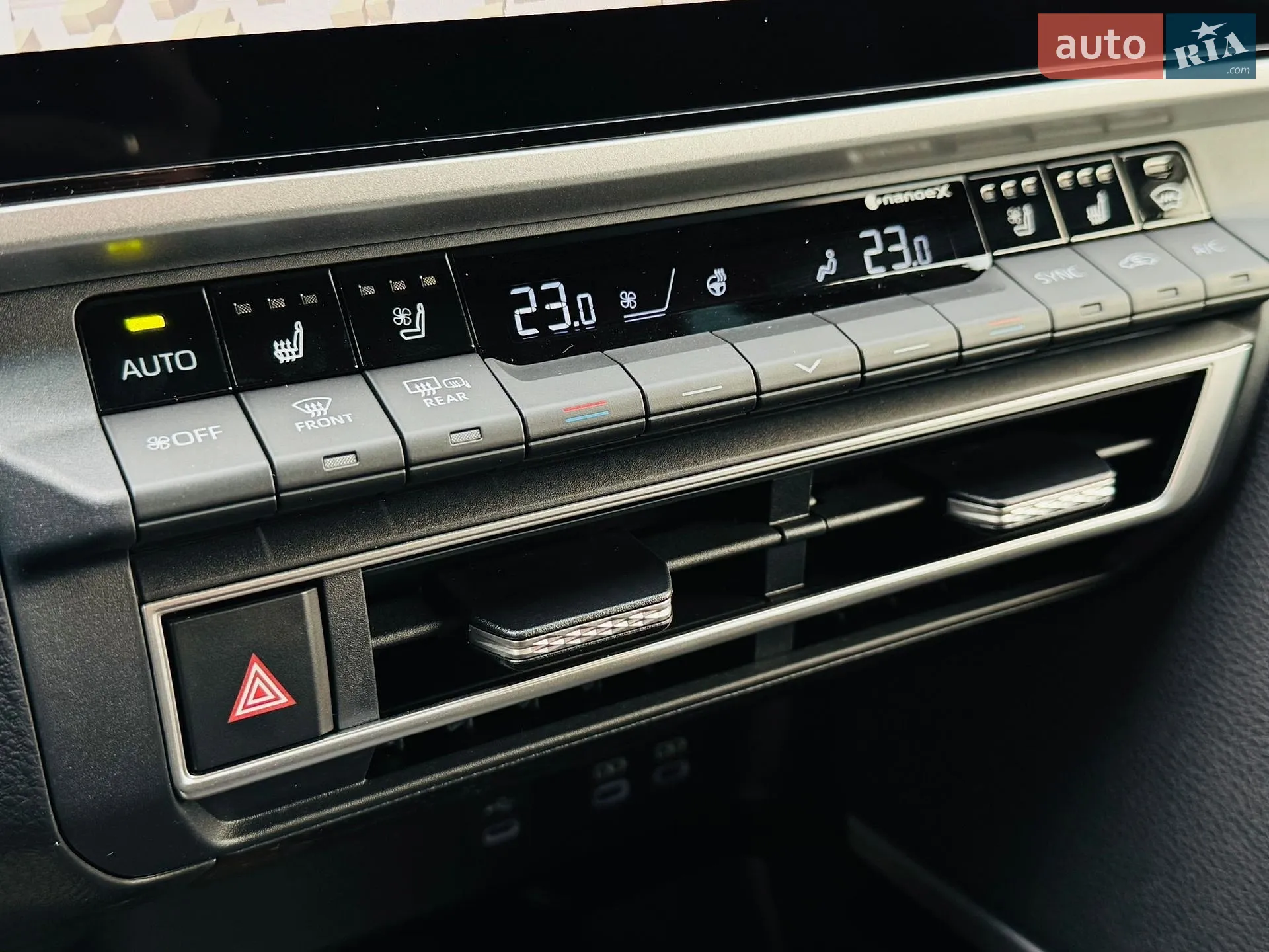 2024 Toyota Camry - мініатюра 21