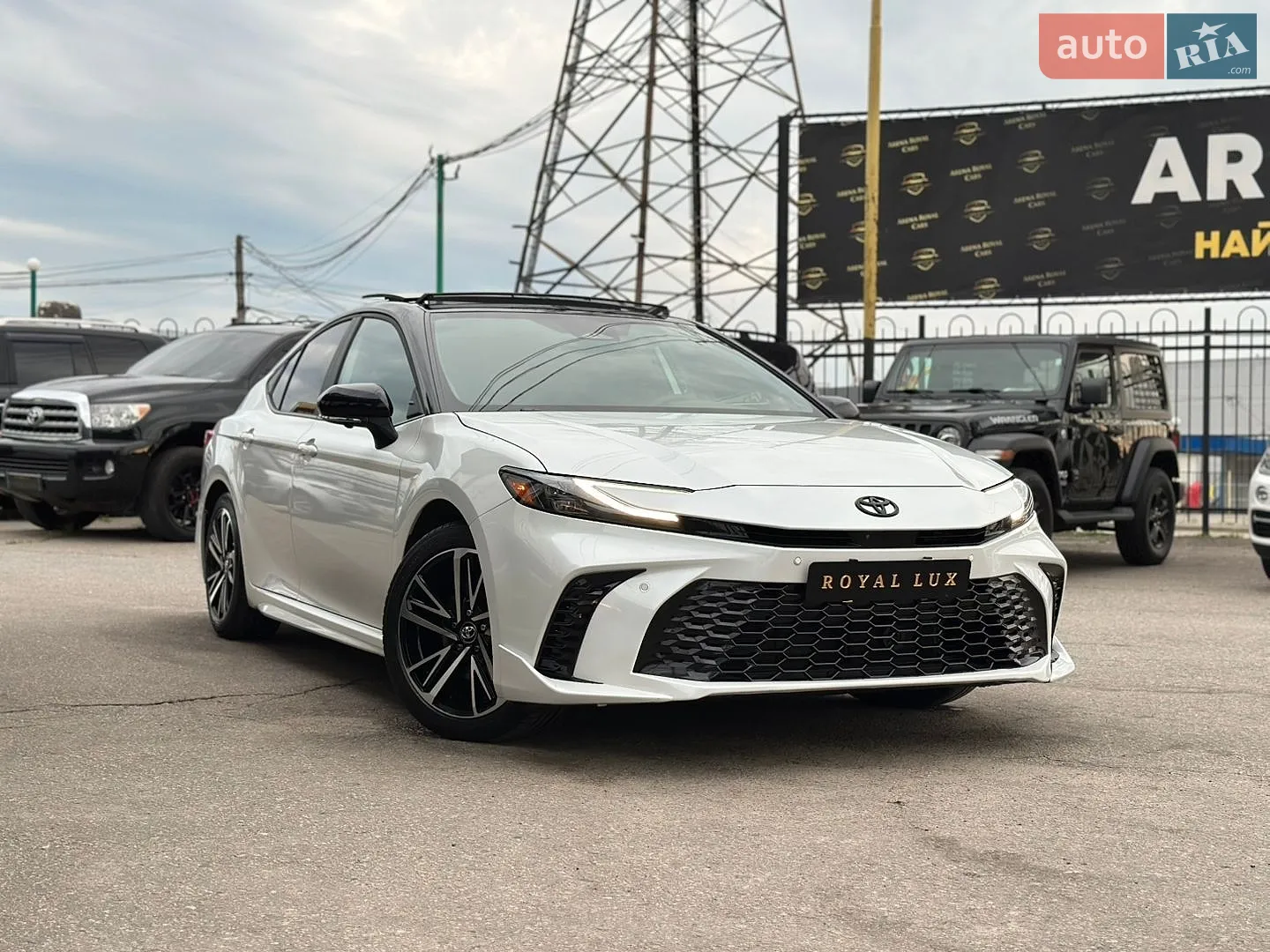 2025 Toyota Camry - мініатюра 3