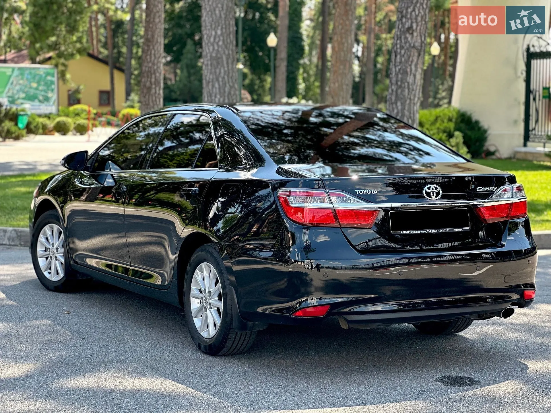 2015 Toyota Camry - мініатюра 4