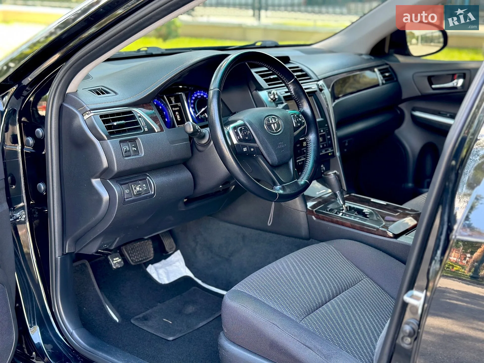 2015 Toyota Camry - мініатюра 22
