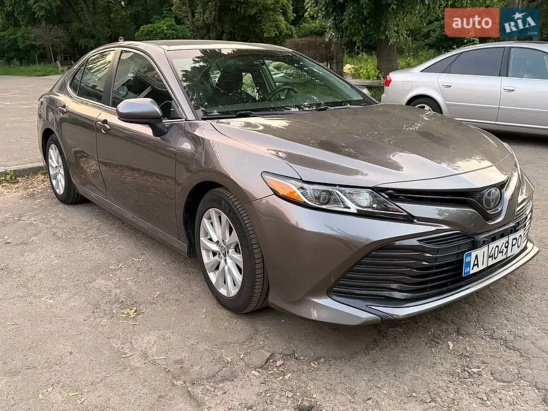 Toyota Camry 2018