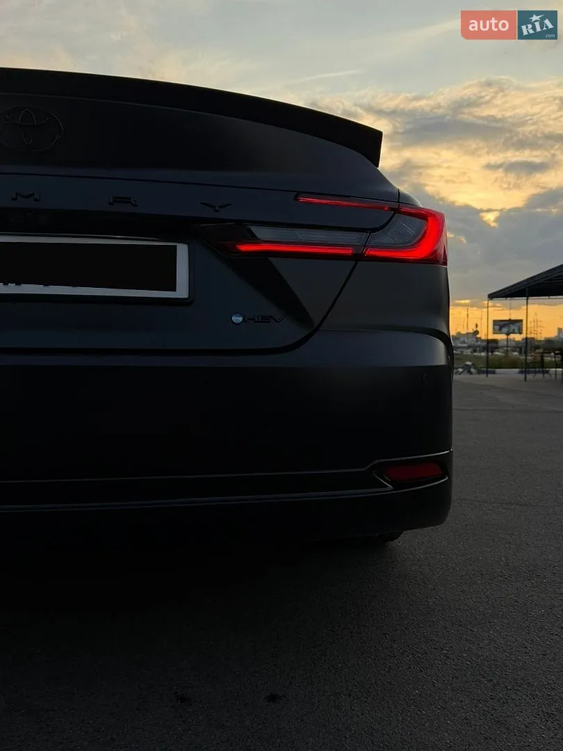 2025 Toyota Camry - мініатюра 9