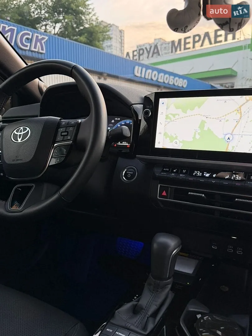 2025 Toyota Camry - мініатюра 20