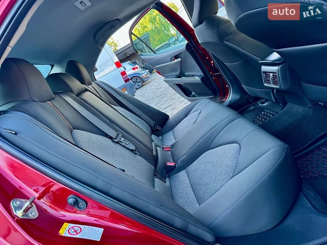 2018 Toyota Camry - мініатюра 25