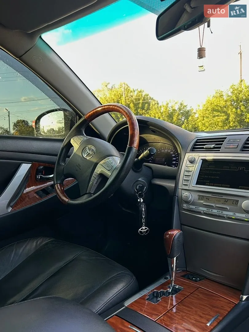 2010 Toyota Camry - мініатюра 13