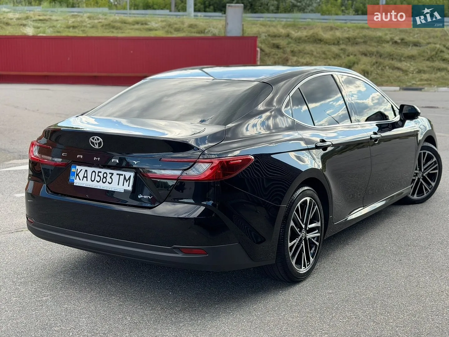 2025 Toyota Camry - мініатюра 13