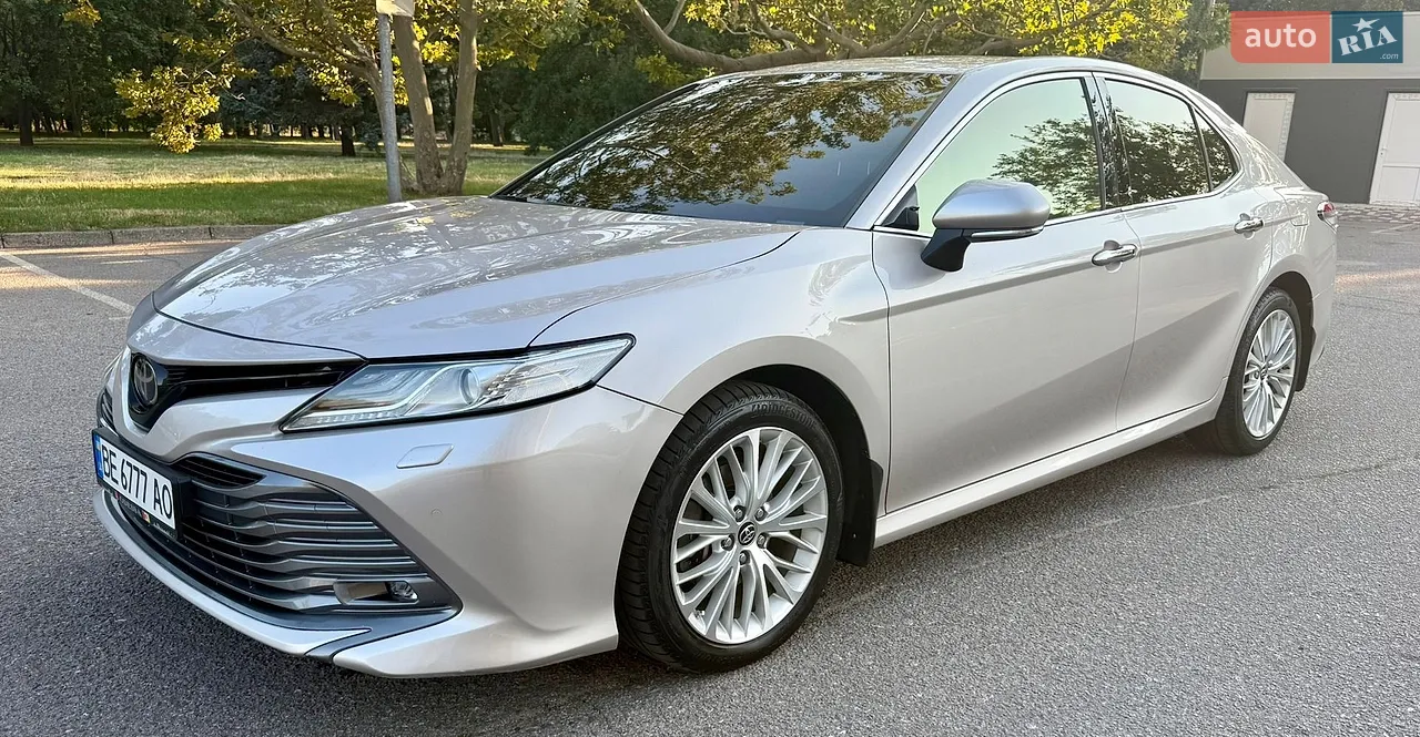 2016 Toyota Camry - мініатюра 19