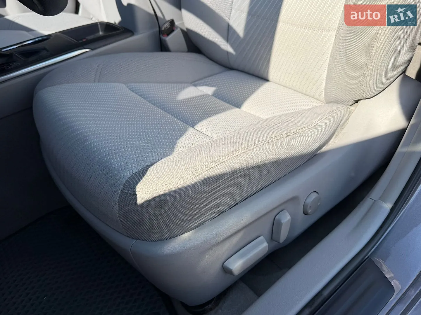 2015 Toyota Camry - мініатюра 15