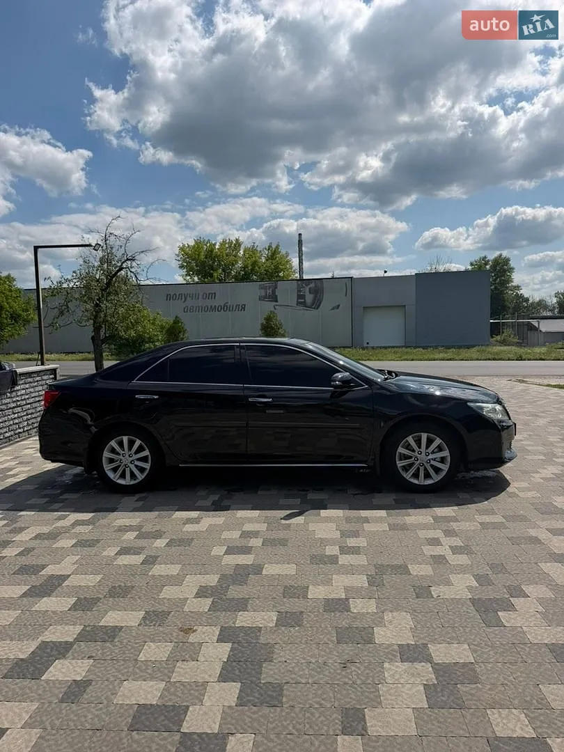 2011 Toyota Camry - мініатюра 2