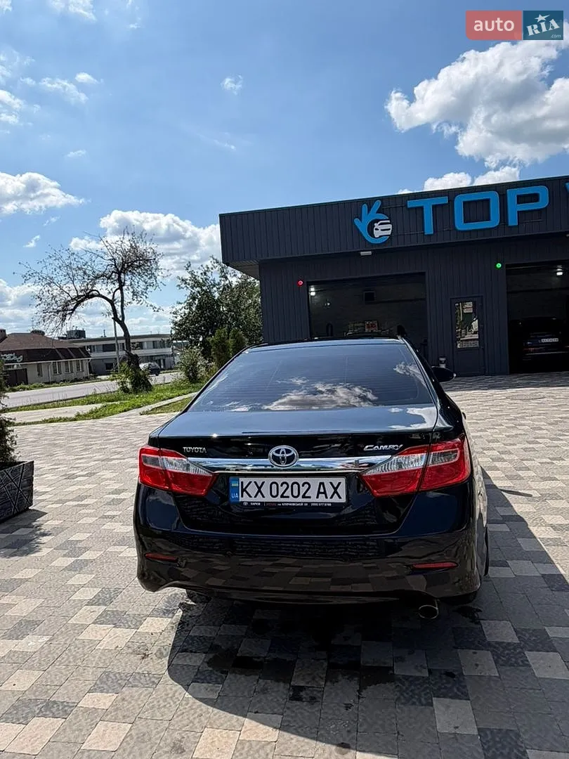 2011 Toyota Camry - мініатюра 3