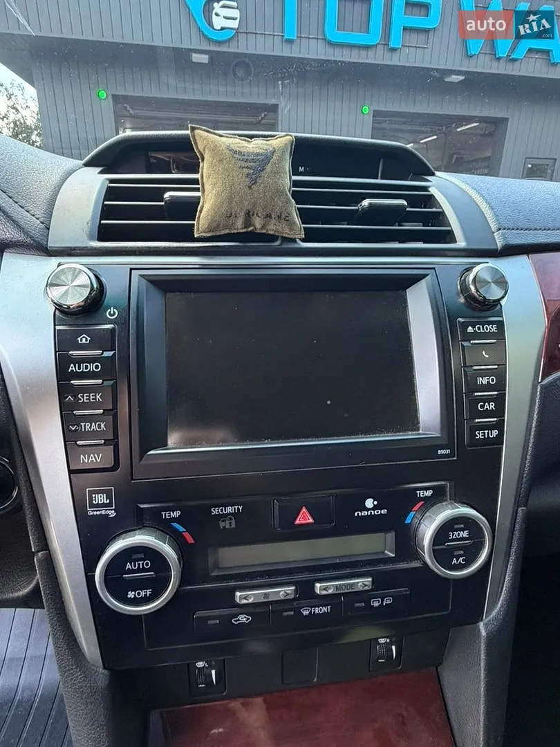 2011 Toyota Camry - мініатюра 11