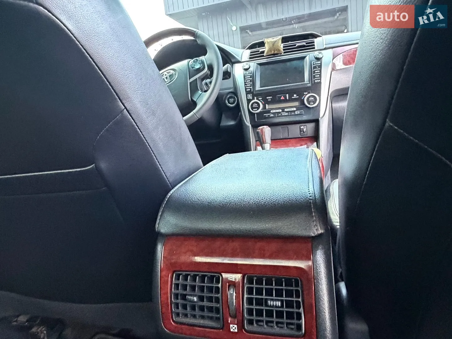 2011 Toyota Camry - мініатюра 16