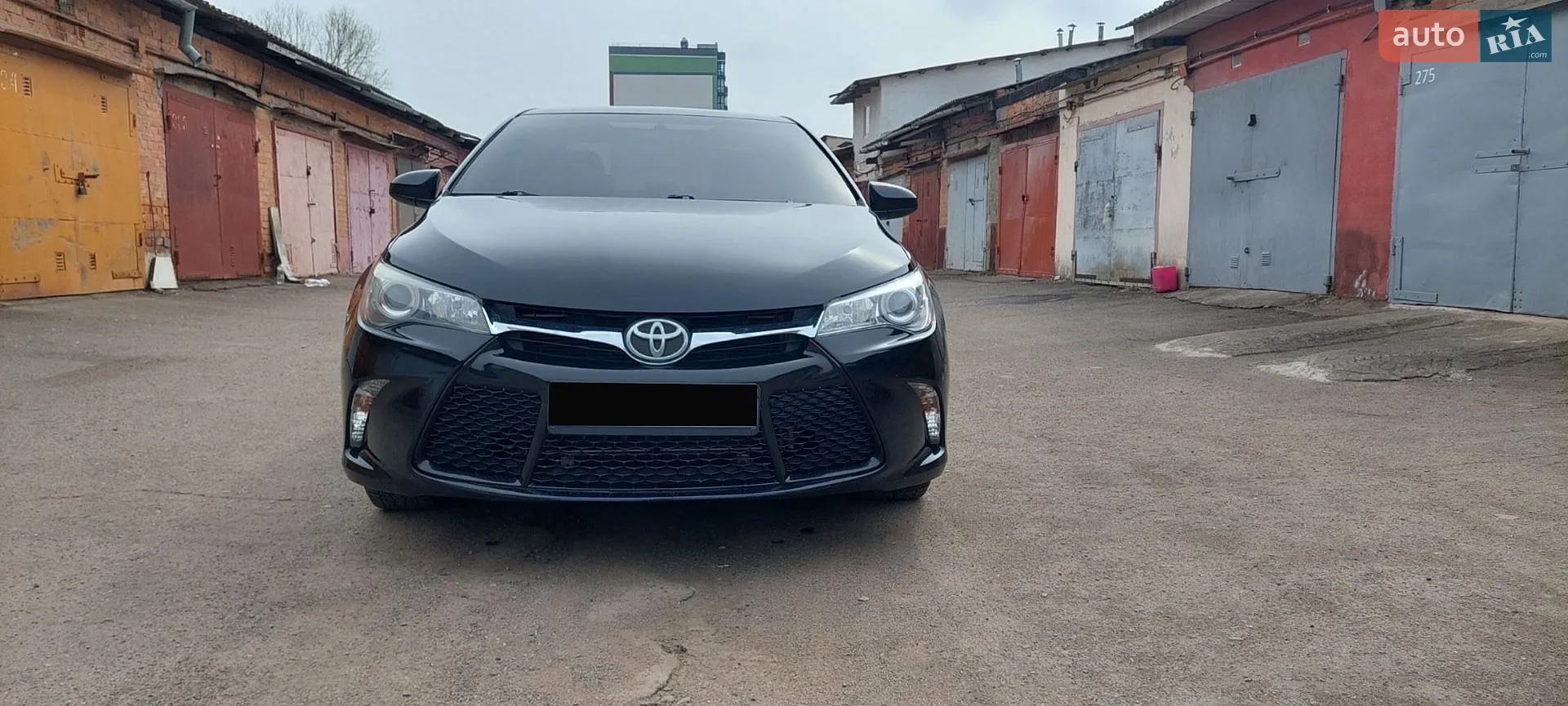 2016 Toyota Camry - фото 1