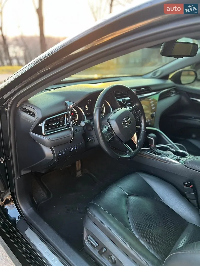 2020 Toyota Camry - мініатюра 6