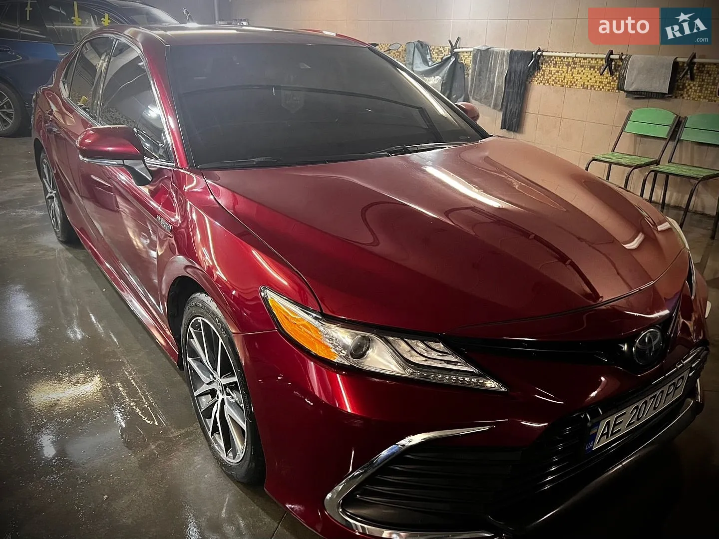 2020 Toyota Camry - фото 1