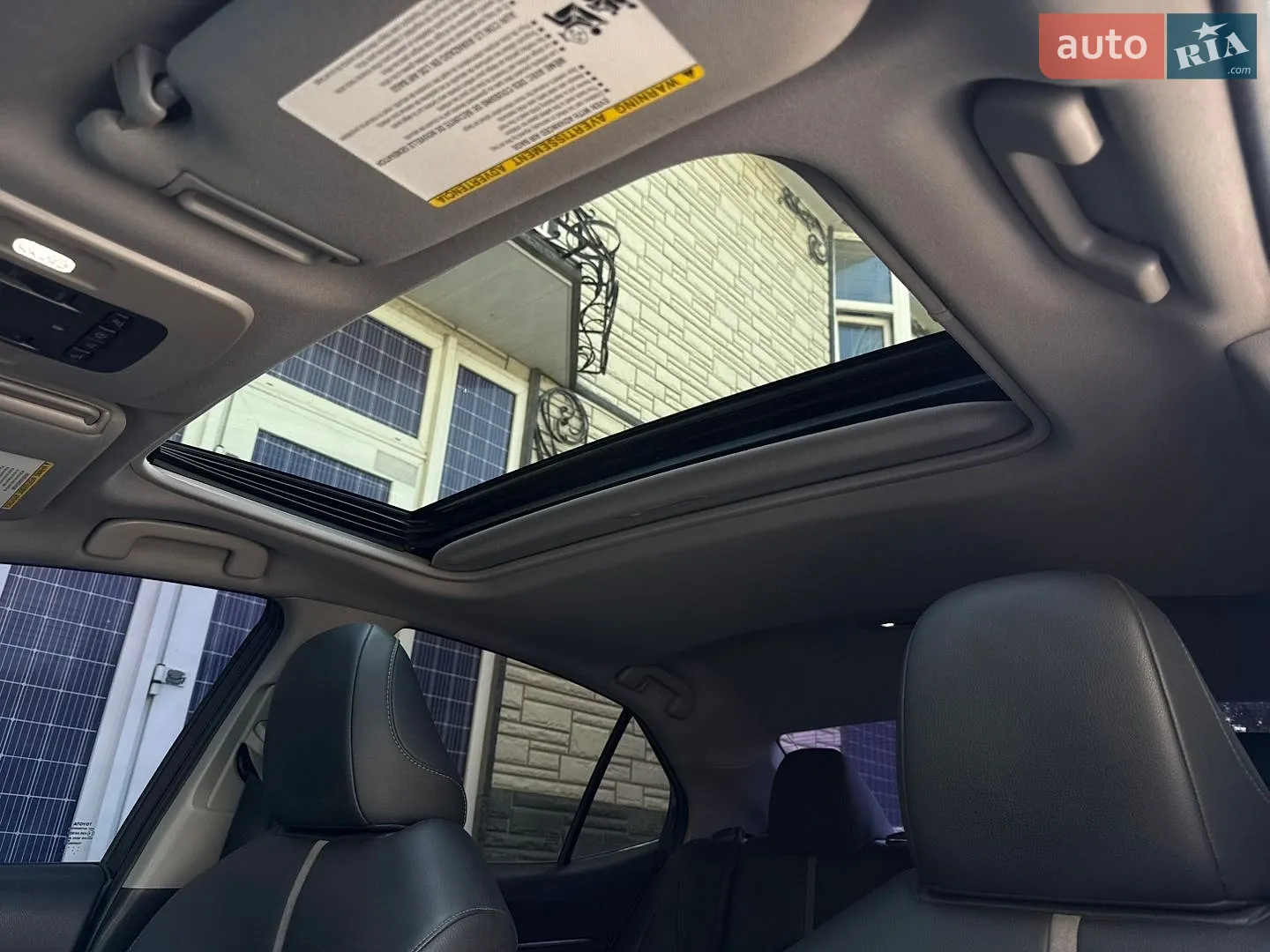 2017 Toyota Camry - мініатюра 33