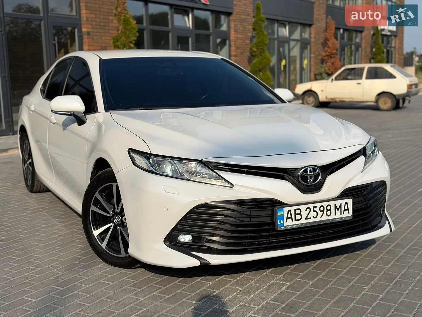 2017 Toyota Camry - мініатюра 14