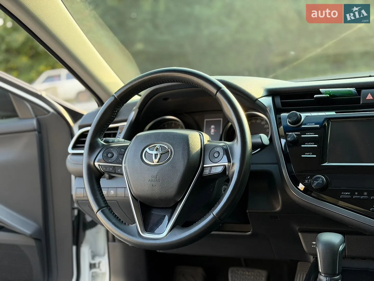 2017 Toyota Camry - мініатюра 44