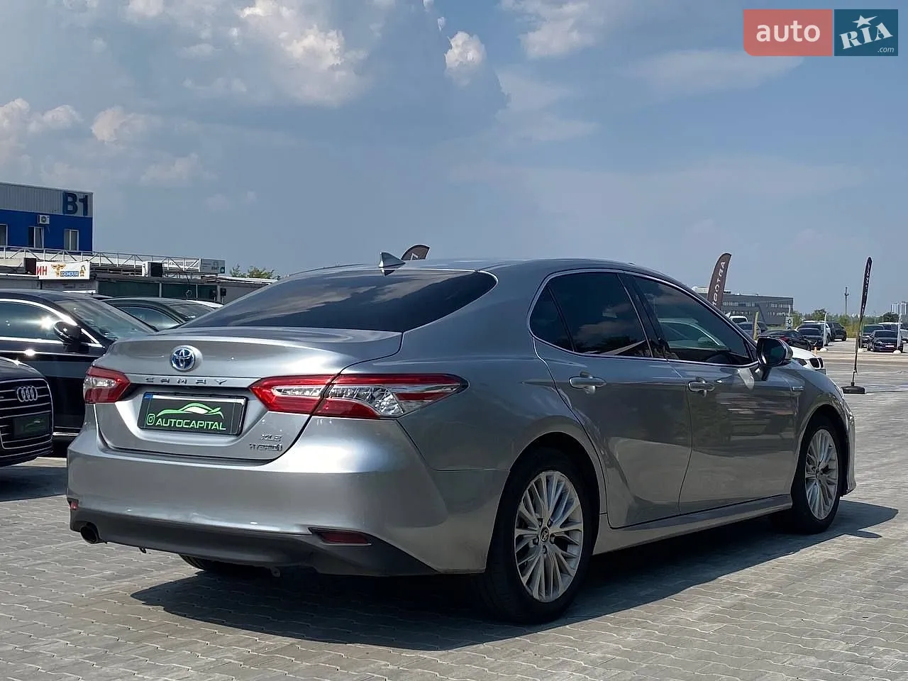 2020 Toyota Camry - мініатюра 14