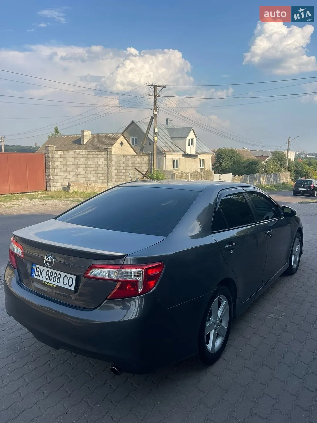 2014 Toyota Camry - мініатюра 2