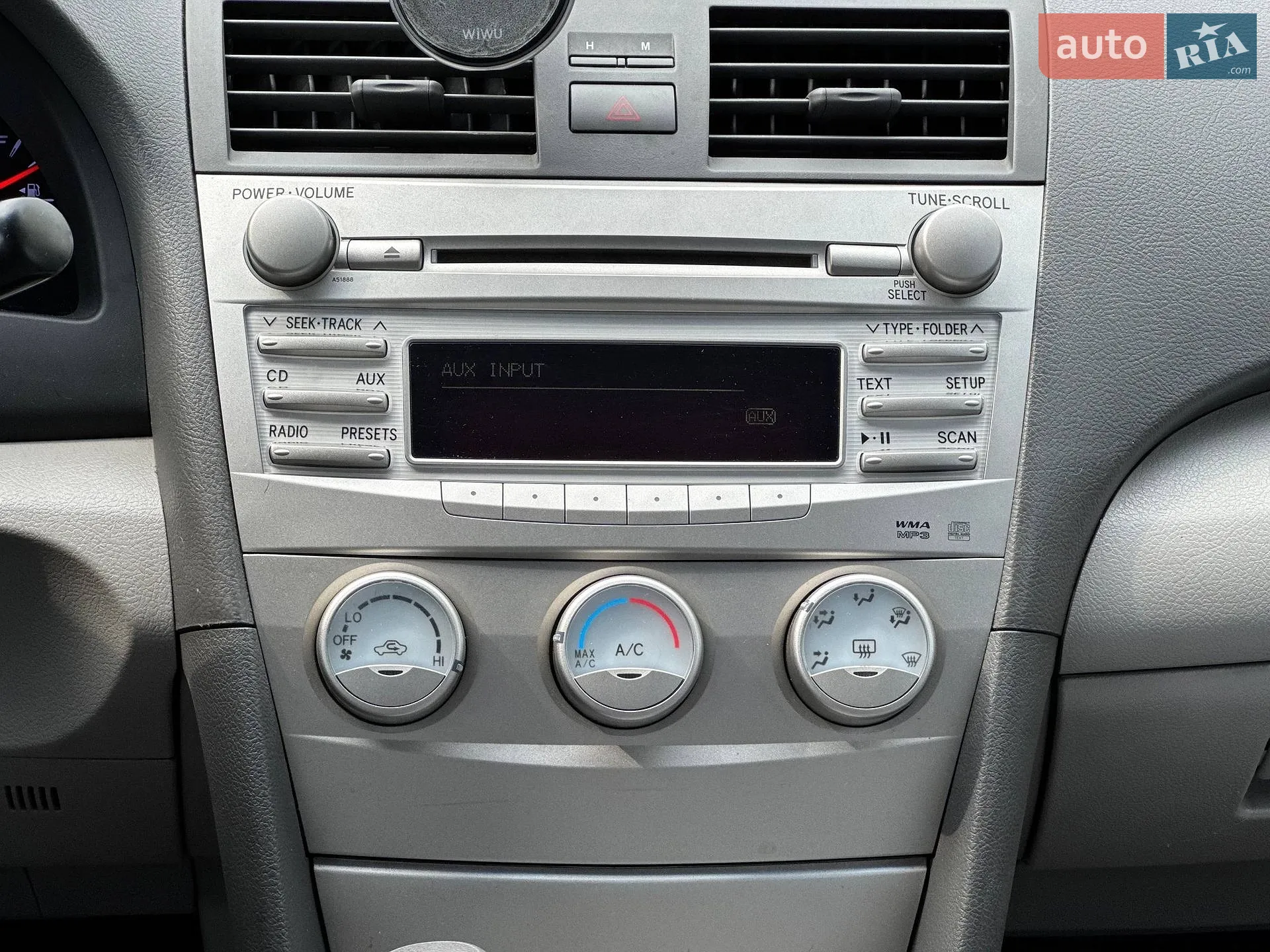 2011 Toyota Camry - мініатюра 19
