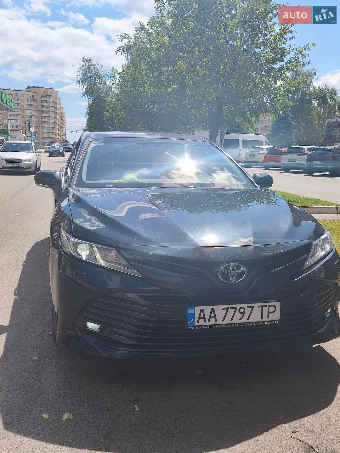 2019 Toyota Camry - фото 1