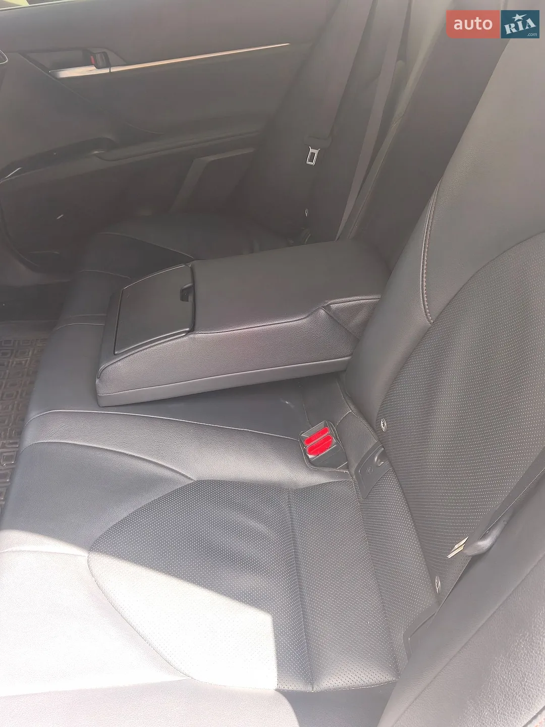 2019 Toyota Camry - мініатюра 6