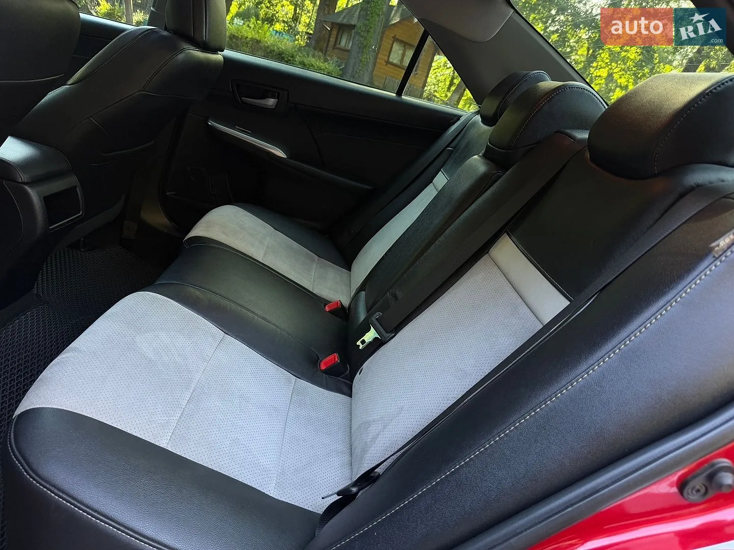 2013 Toyota Camry - мініатюра 33