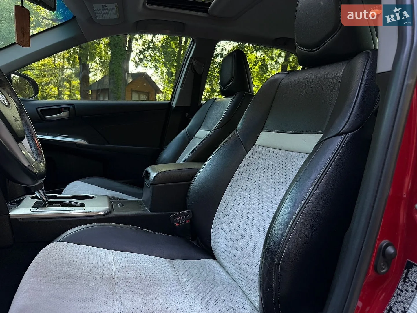 2013 Toyota Camry - мініатюра 31