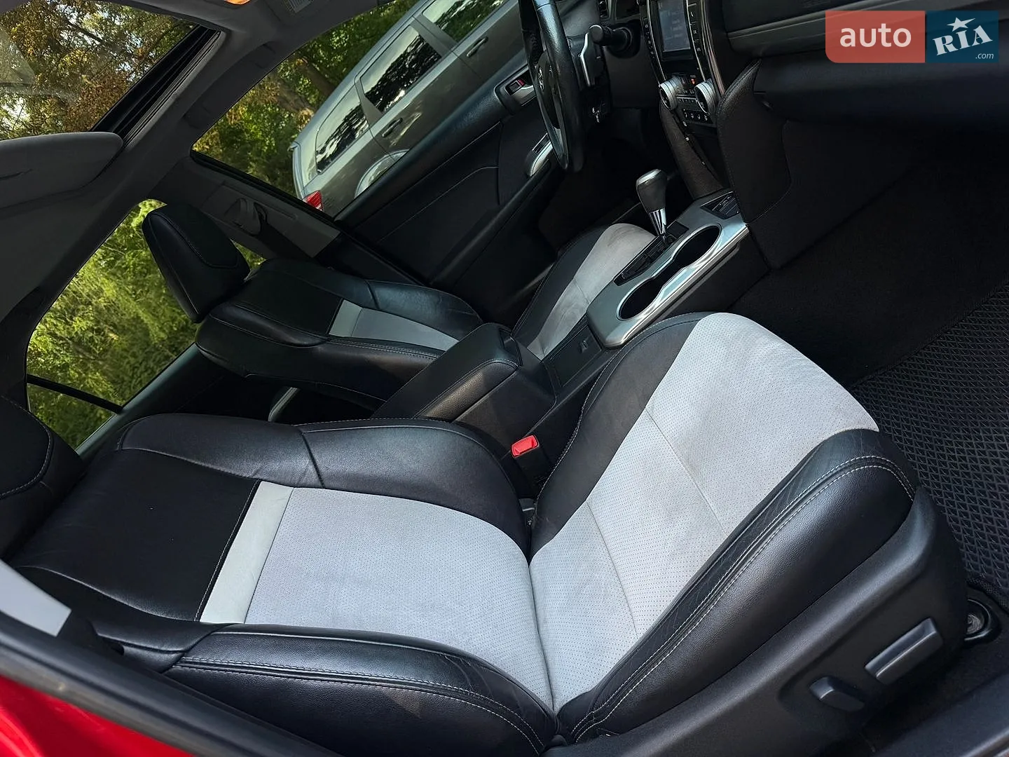 2013 Toyota Camry - мініатюра 42