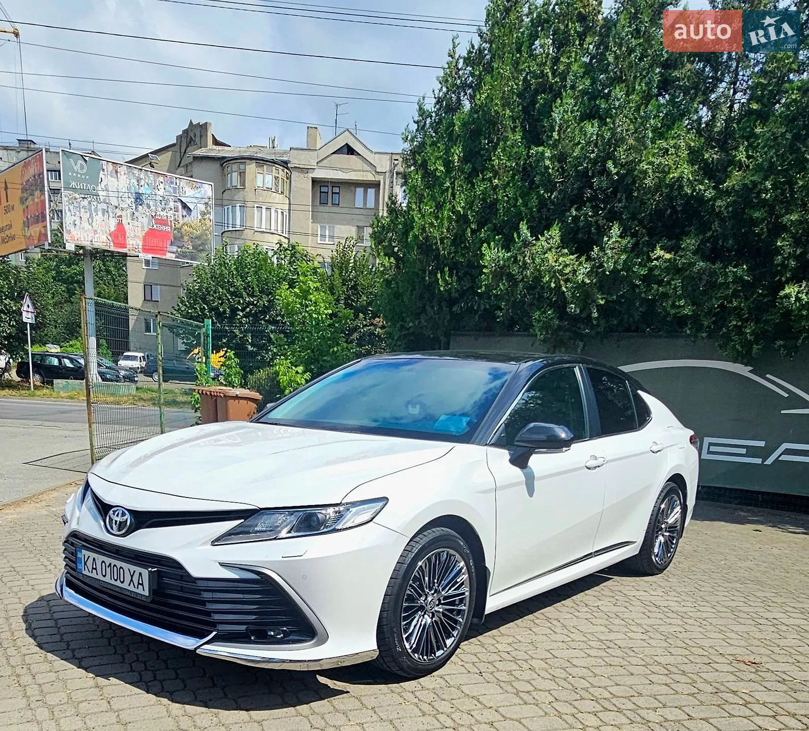 2021 Toyota Camry - мініатюра 3