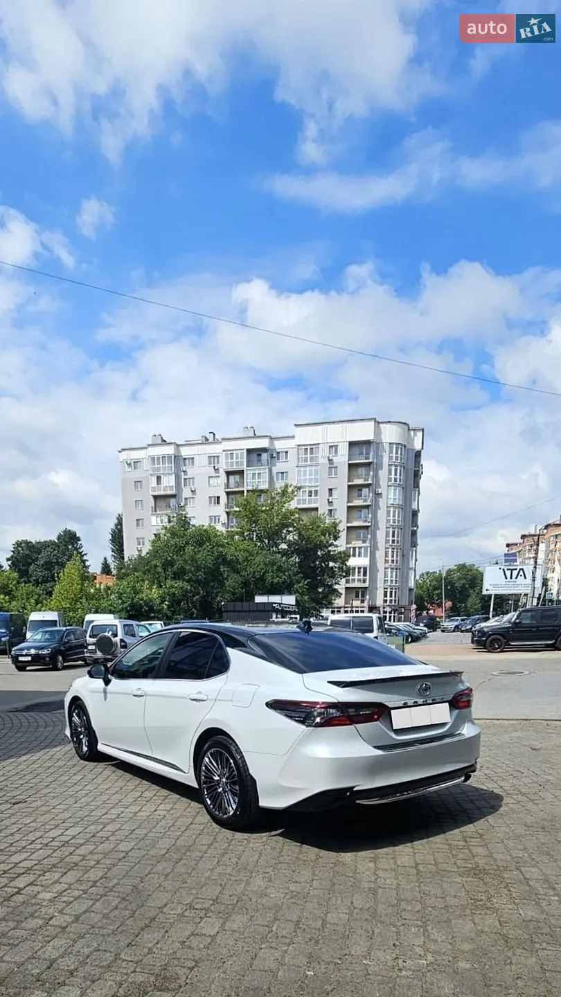 2021 Toyota Camry - мініатюра 13