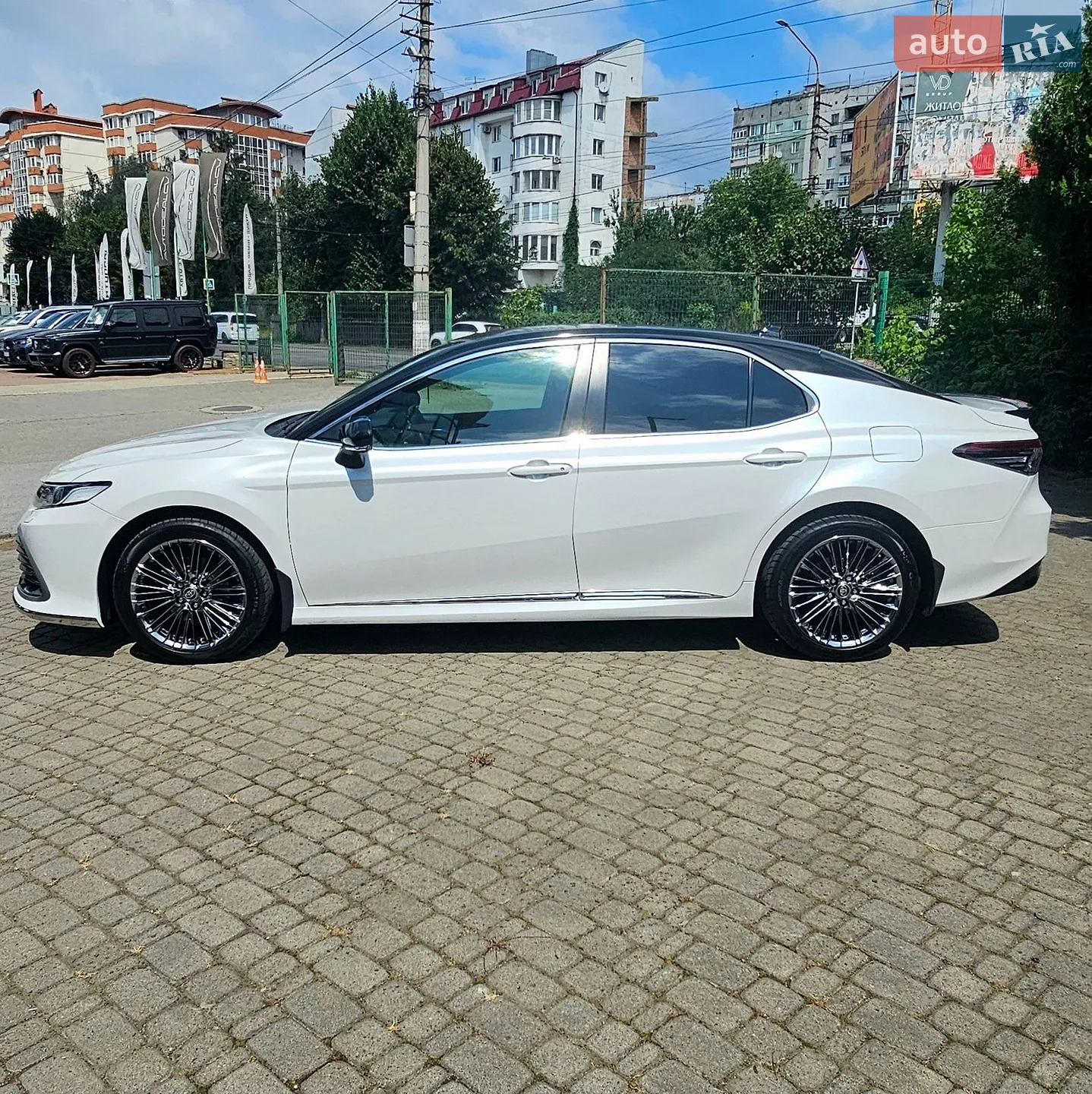 2021 Toyota Camry - мініатюра 18