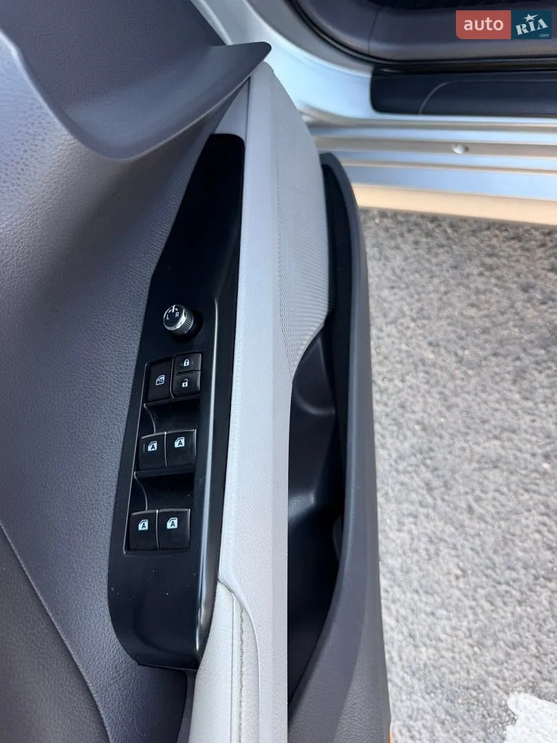 2020 Toyota Camry - мініатюра 12