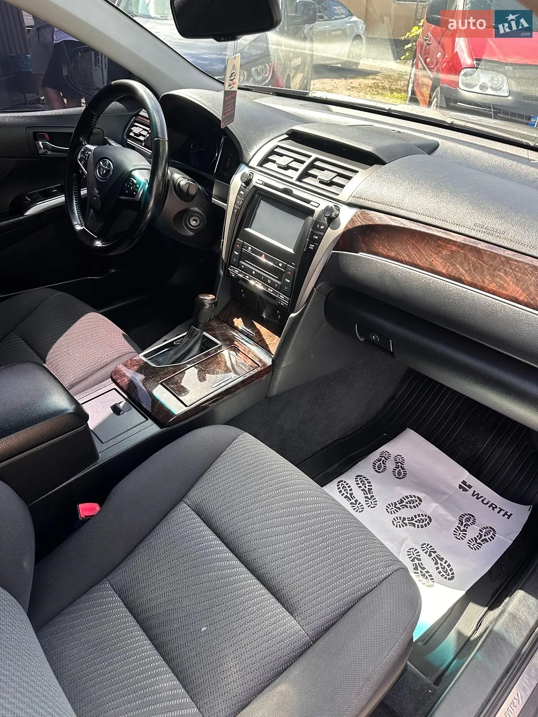 2016 Toyota Camry - мініатюра 15