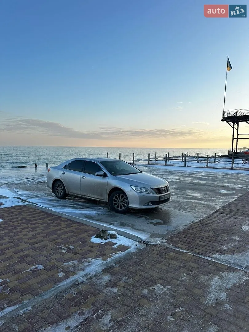 2011 Toyota Camry - мініатюра 5